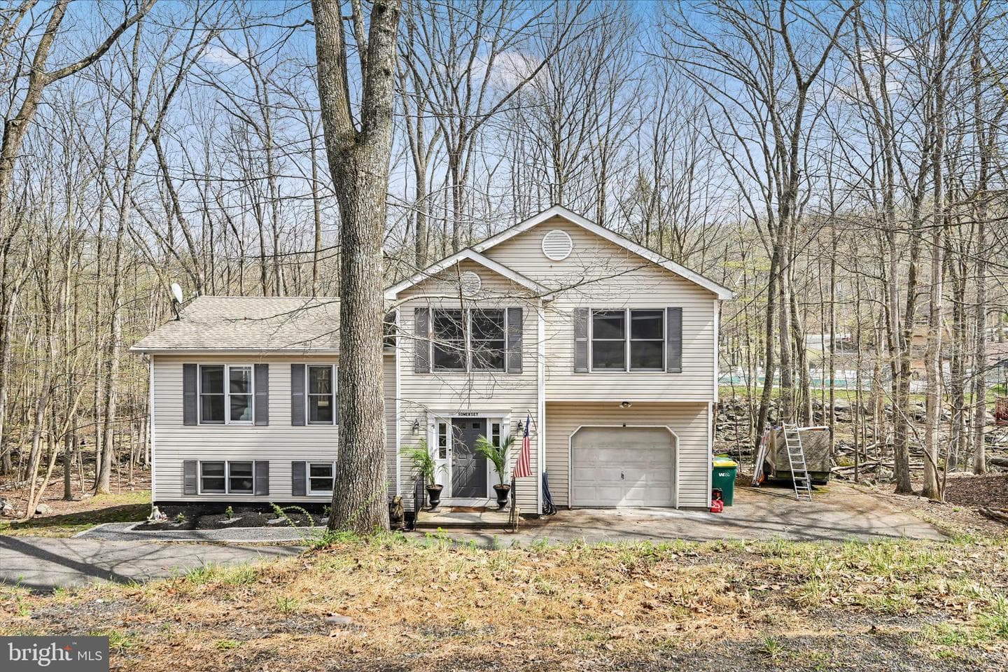 434 Somerset Drive photo 4