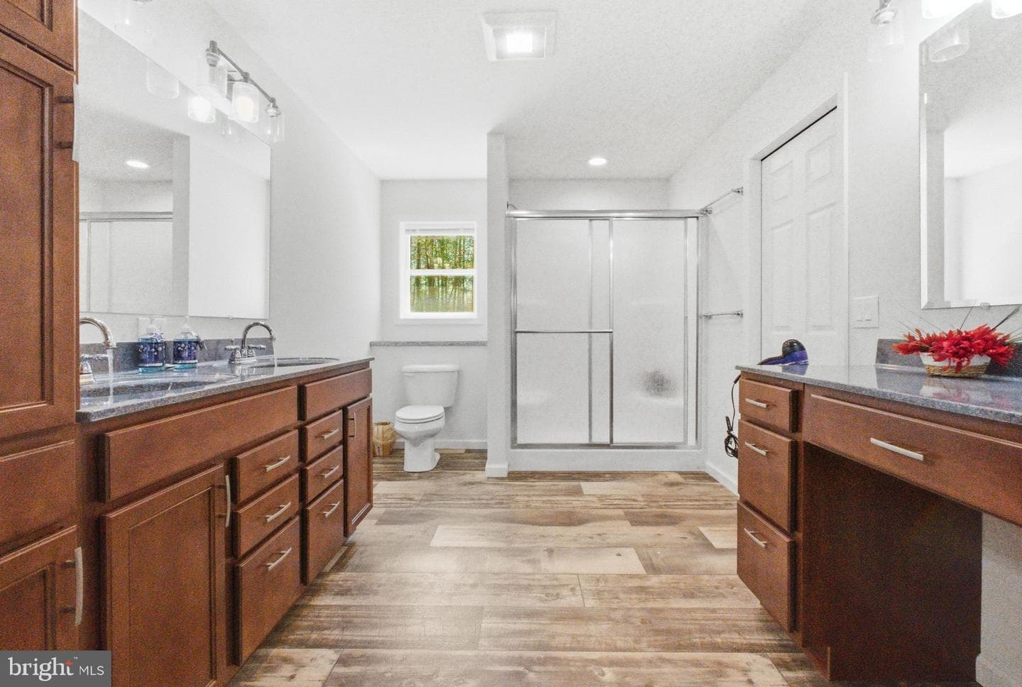 506 Sir Jeoffrey Court photo 10
