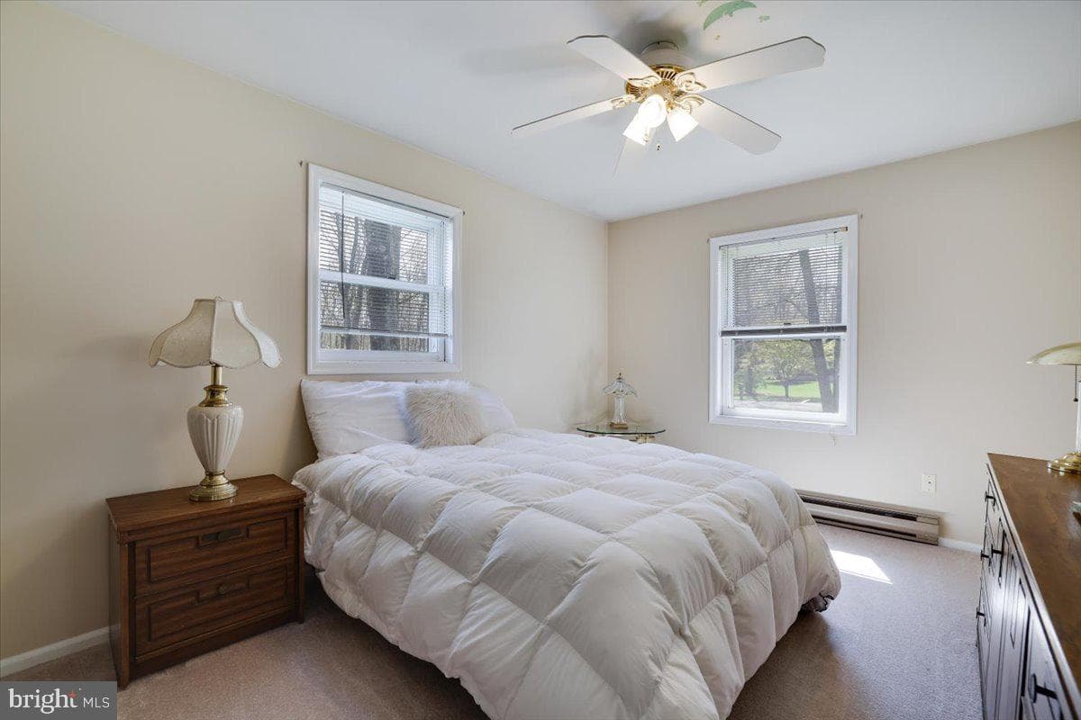 520 Executive Dr photo 30