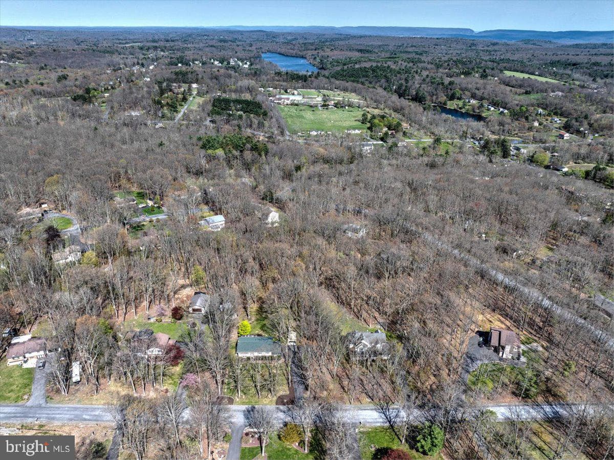 520 Executive Dr photo 50