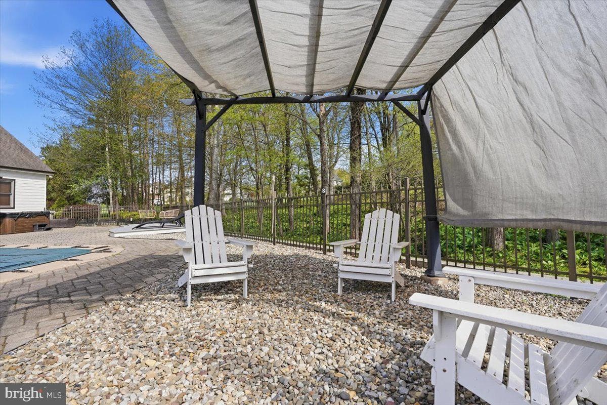 5556 Bridle Road photo 104