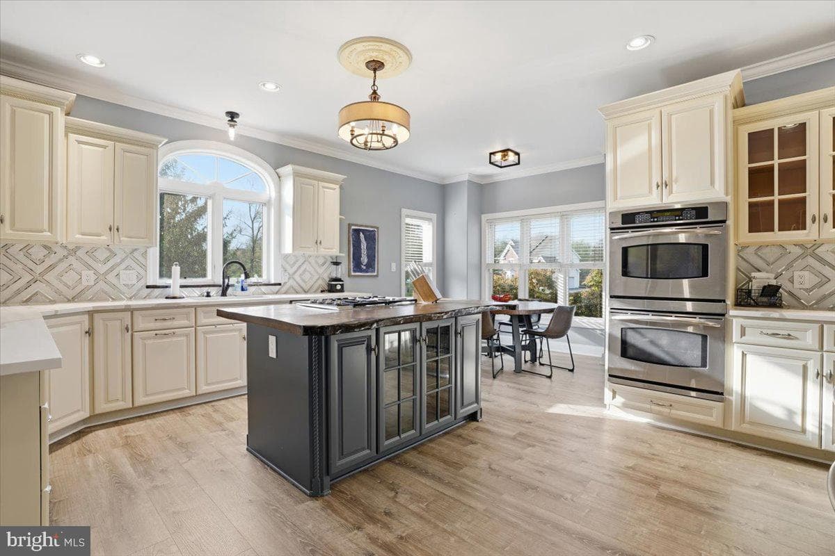 5556 Bridle Road photo 24