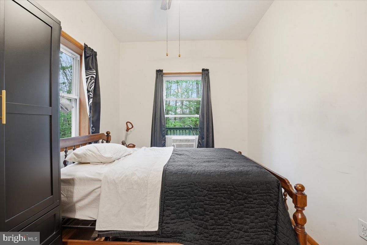 149 Mcmichaels Court photo 40