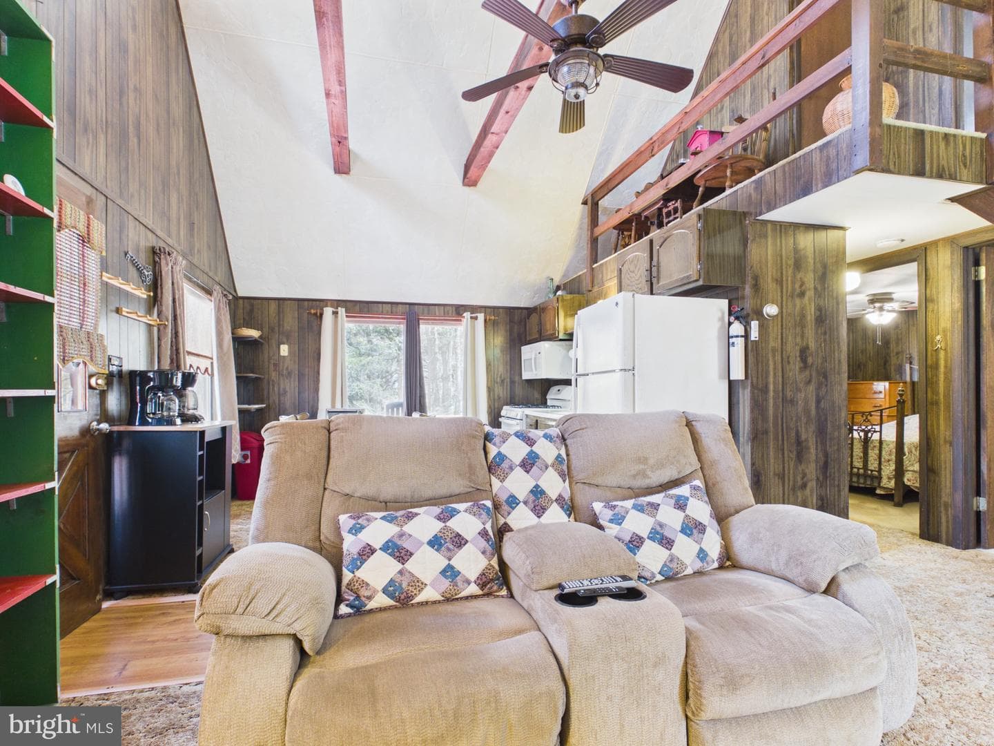1482 Arrowhead Drive photo 13