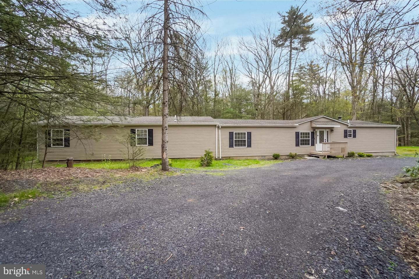 728 Dotters Corner Road photo 1