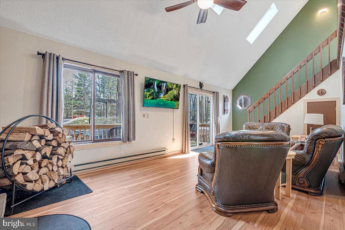 112 Maple Road photo 13