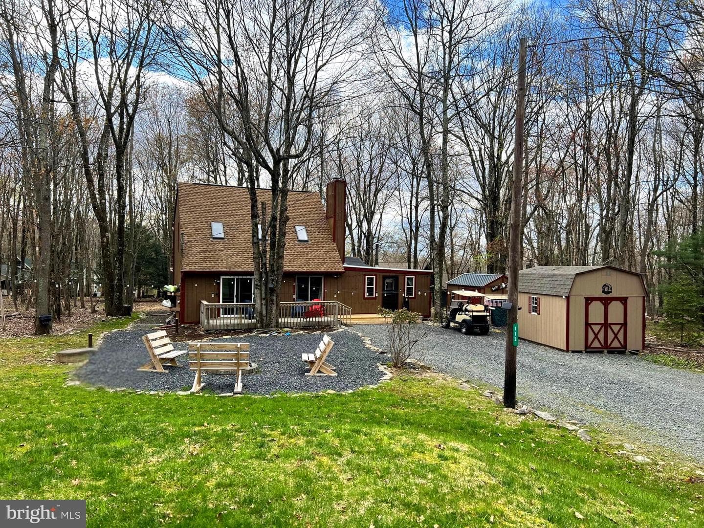 112 Maple Road photo 2