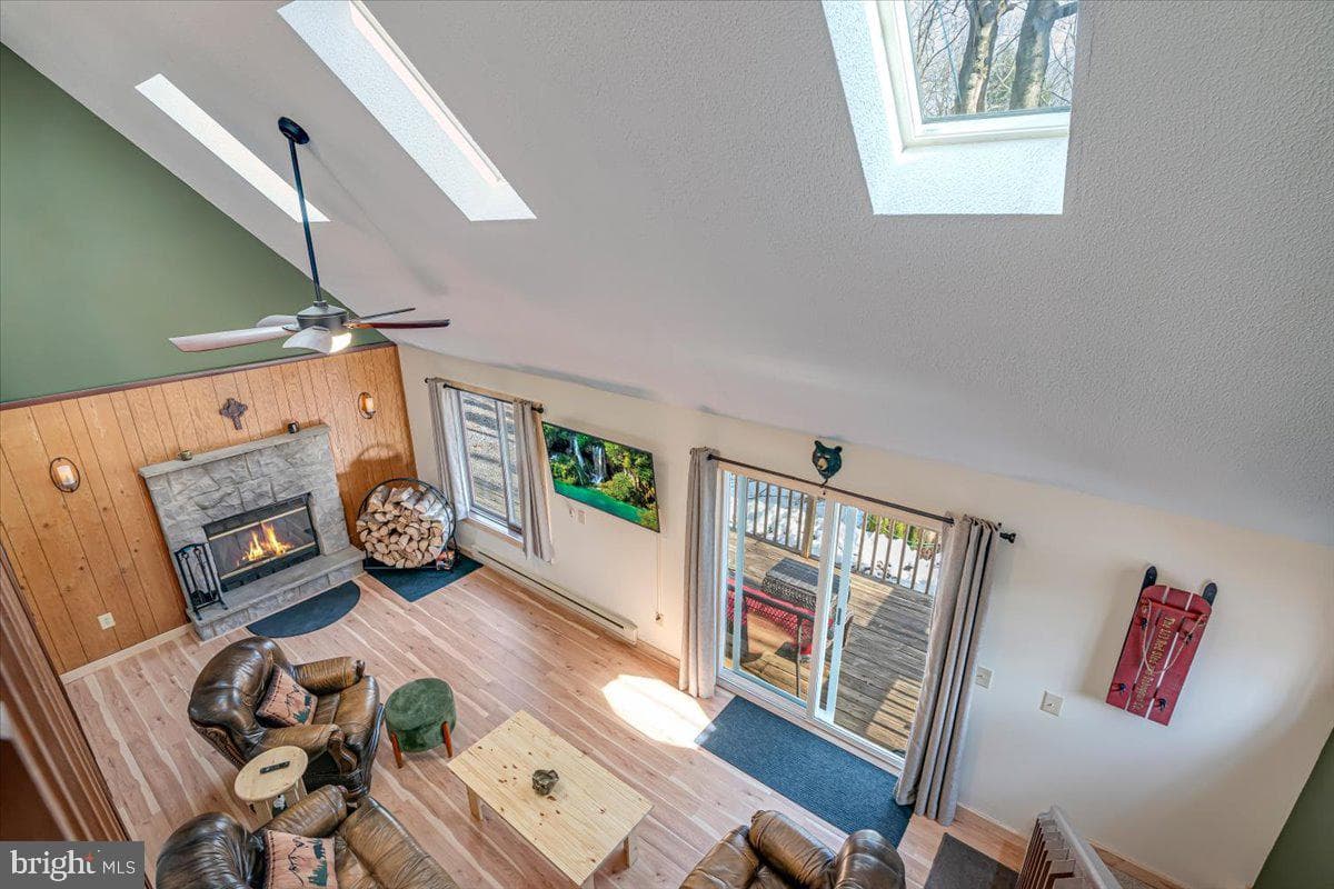 112 Maple Road photo 22