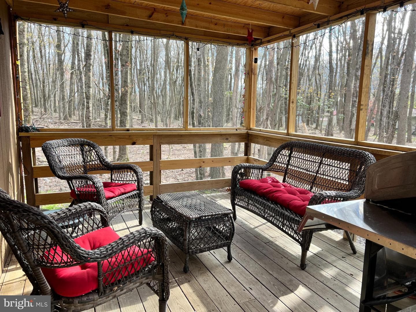 112 Maple Road photo 27