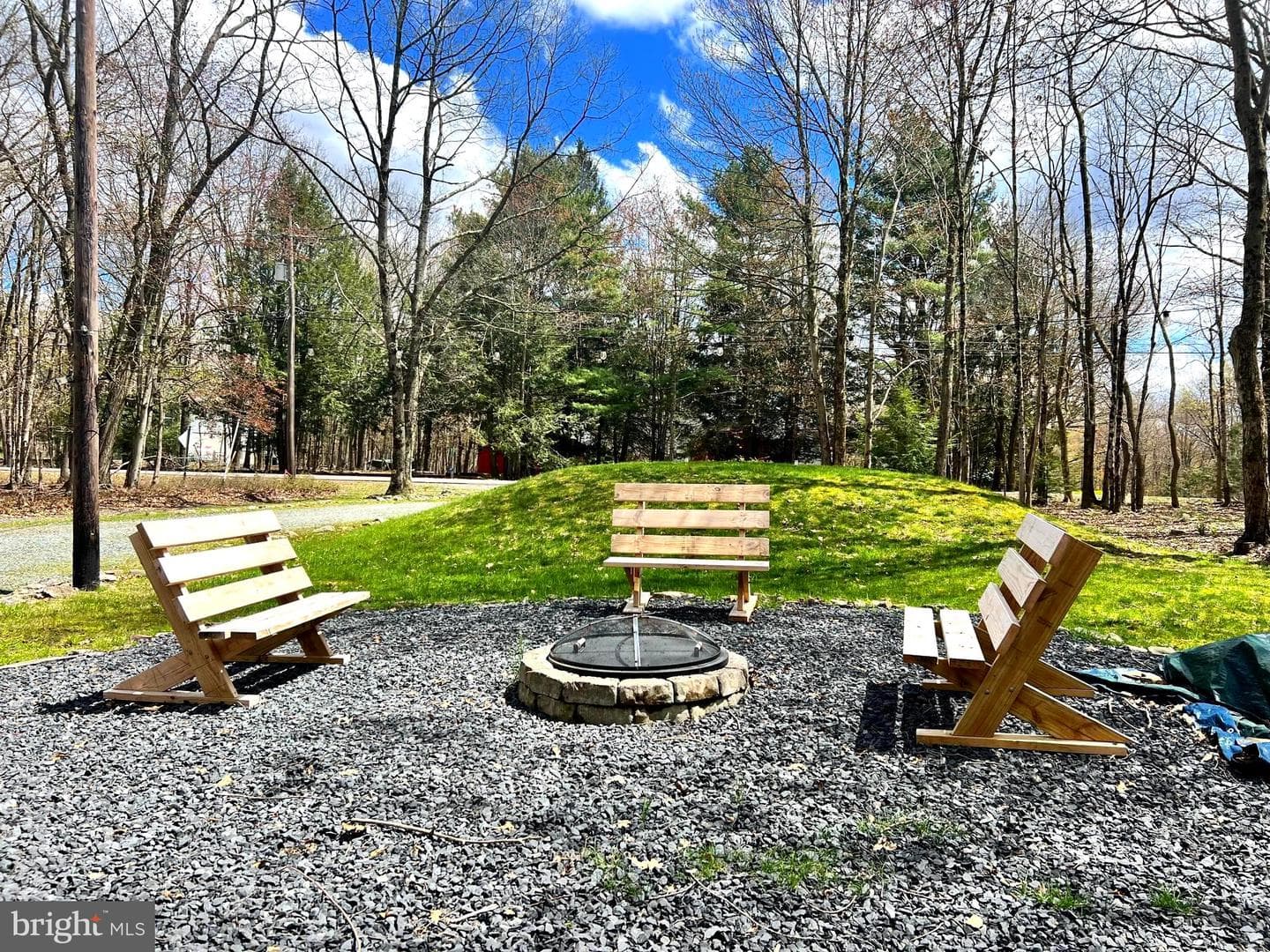 112 Maple Road photo 28