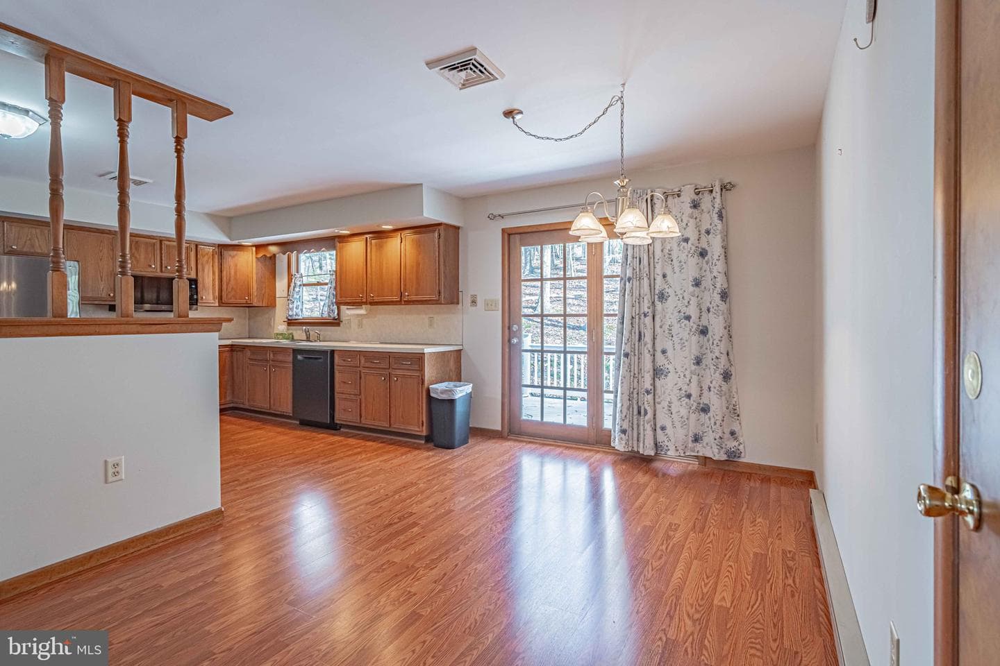 138 Darcy Drive photo 18