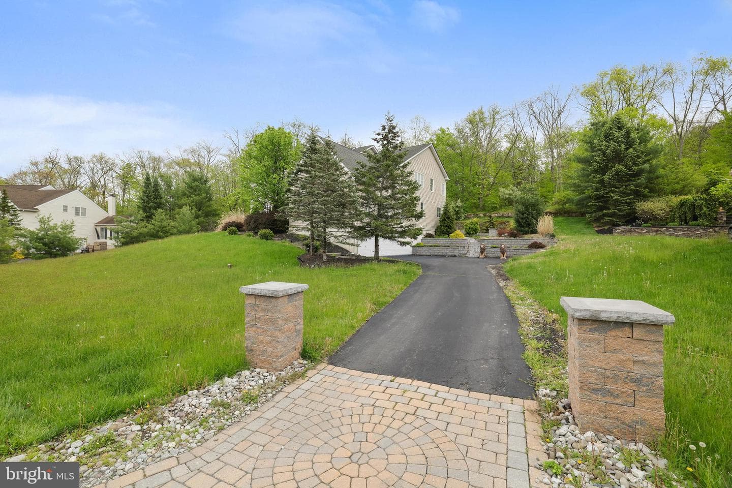 258 Rising Meadow Way photo 4