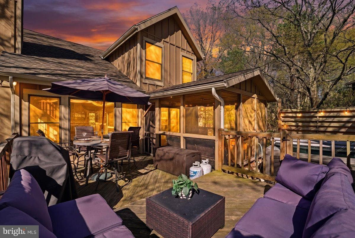 151 Pine Court photo 3
