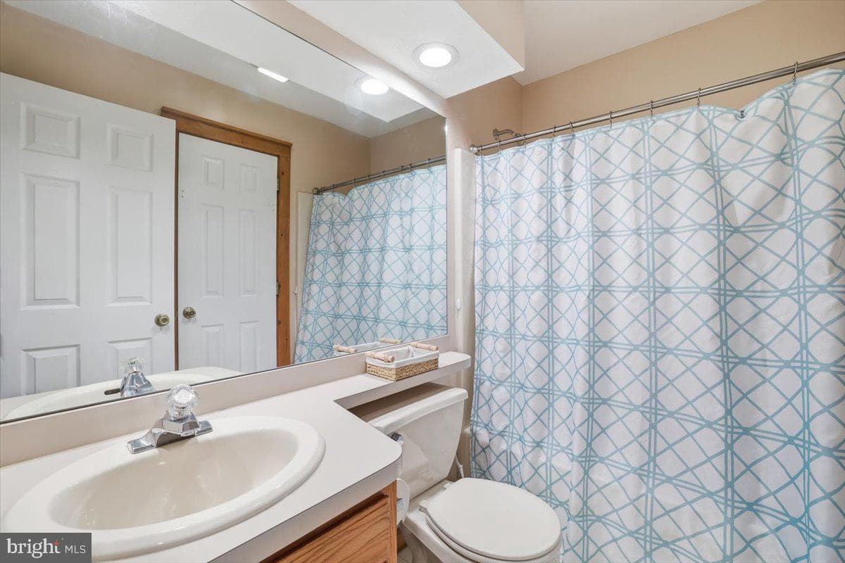 151 Pine Court photo 42