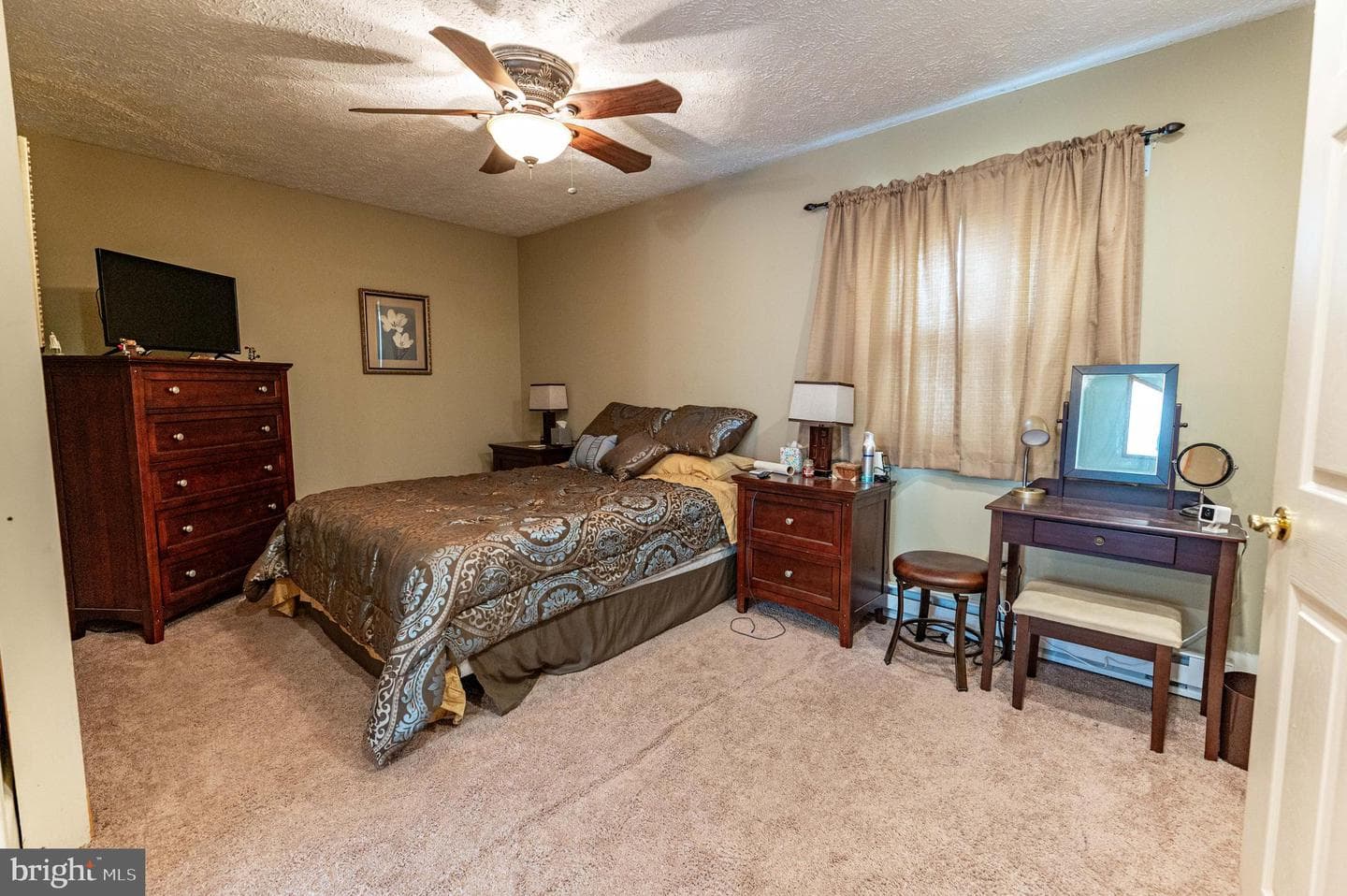 1328 Winding Way photo 38