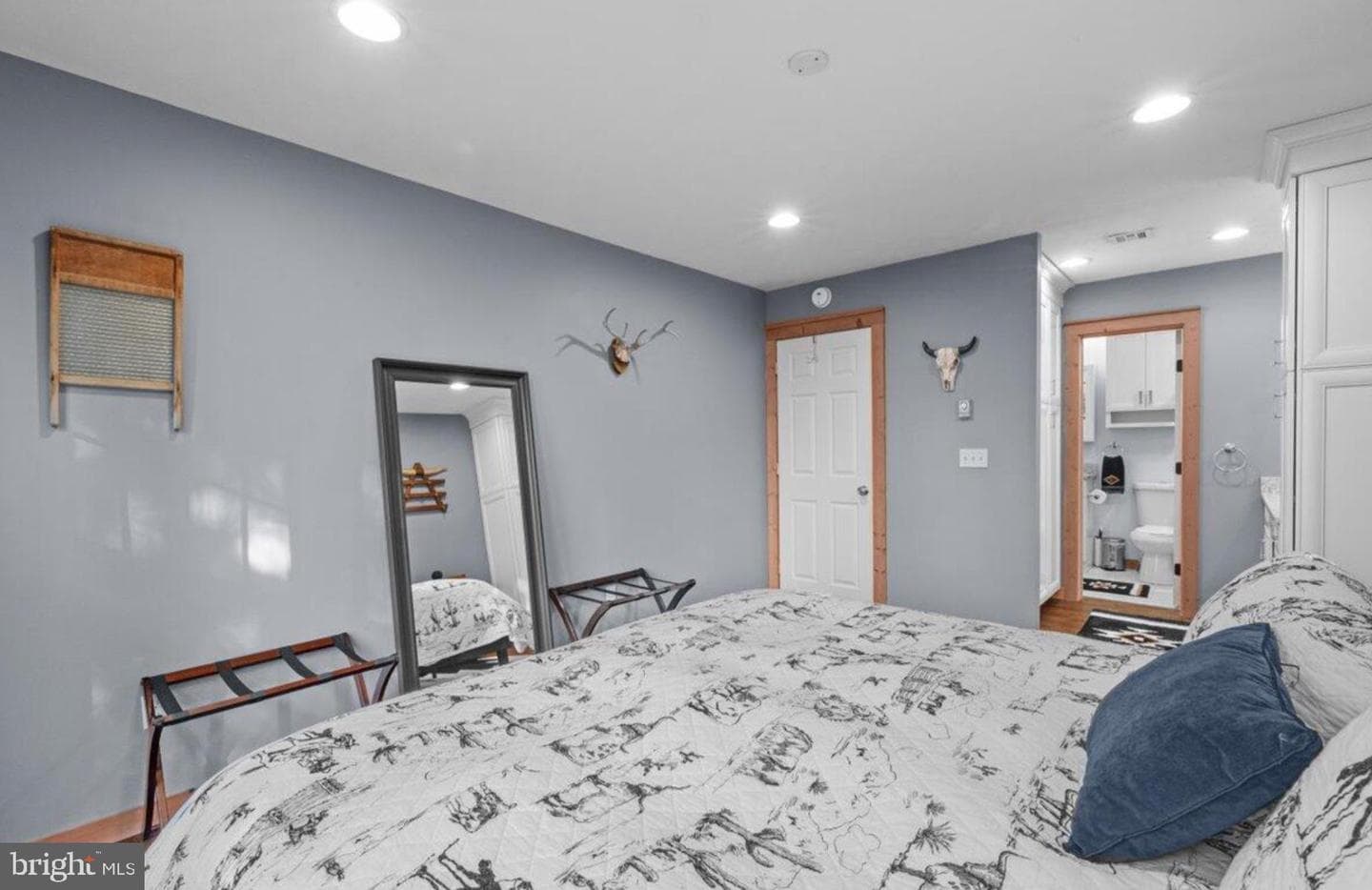 155 Pine Court #E photo 14