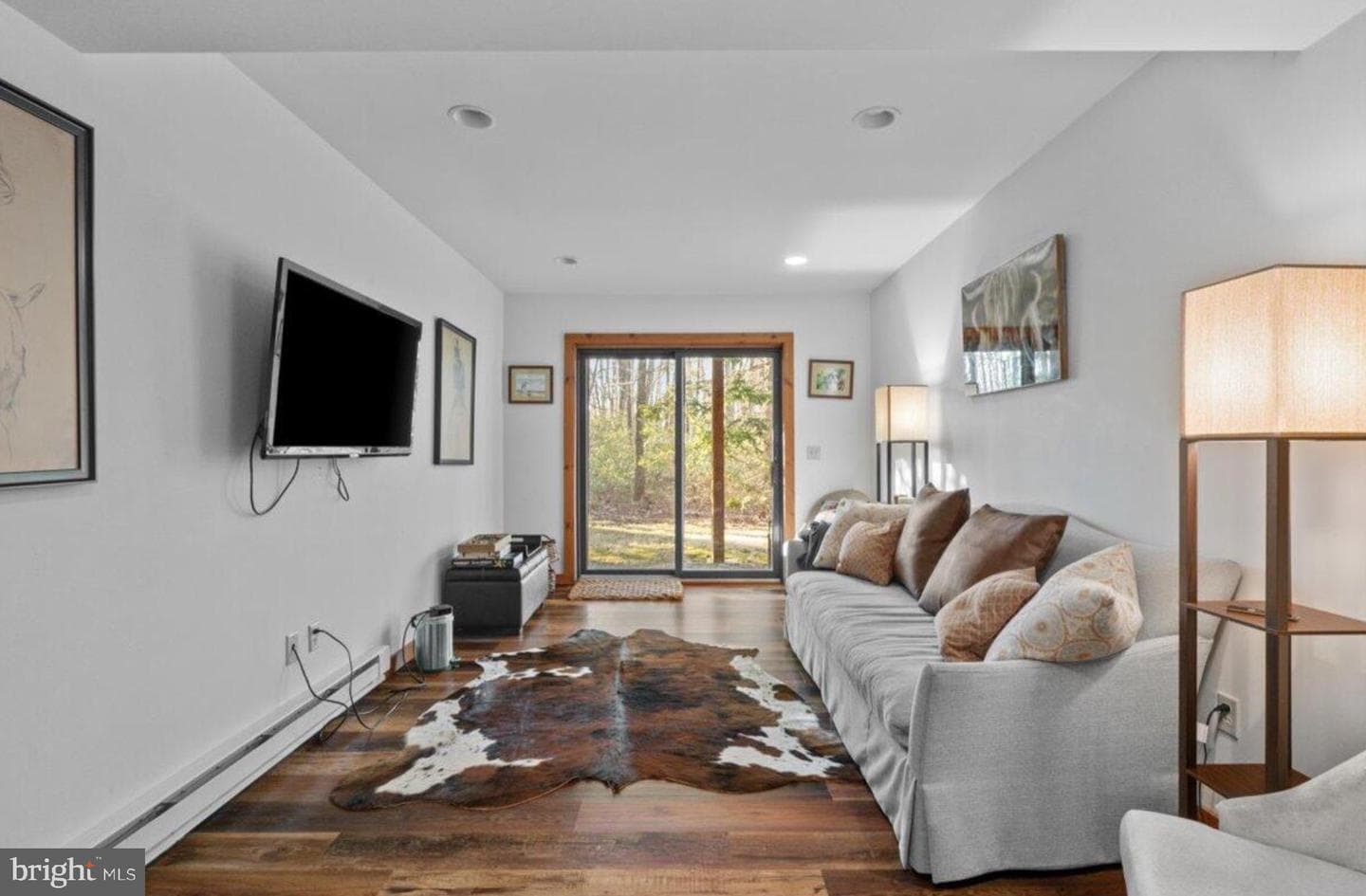 155 Pine Court #E photo 22
