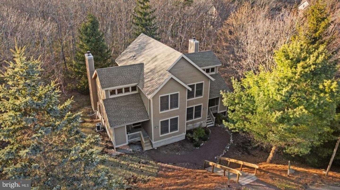 155 Pine Court #E photo 3
