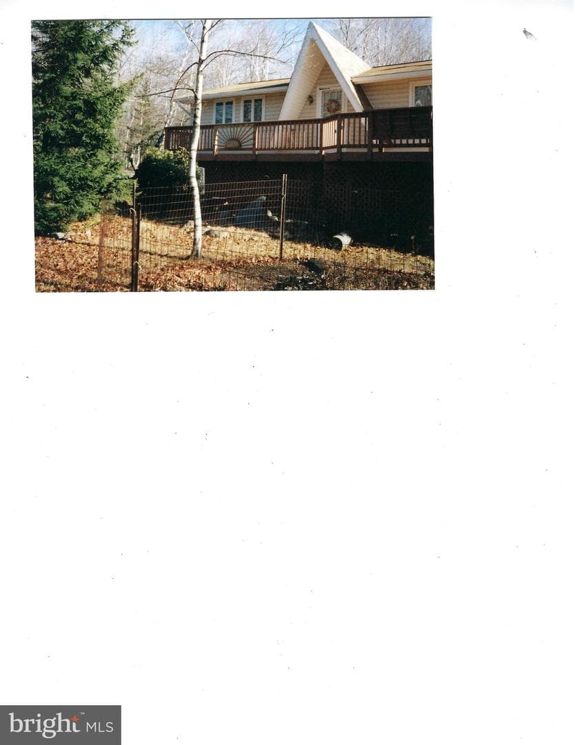 104 Tepee Drive photo 5