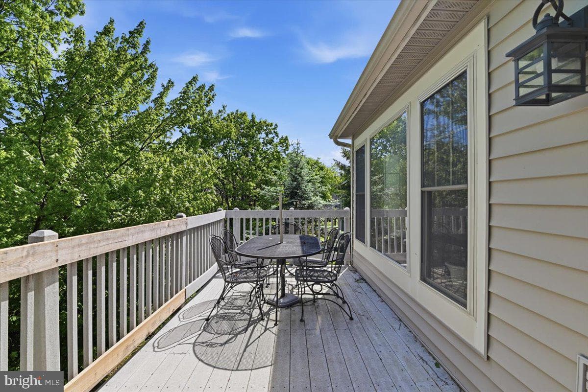 344 Hemlock Lane photo 14
