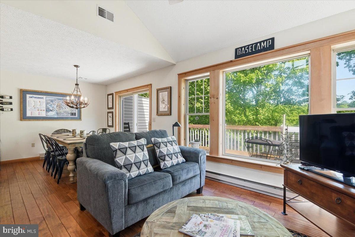 344 Hemlock Lane, Tannersville