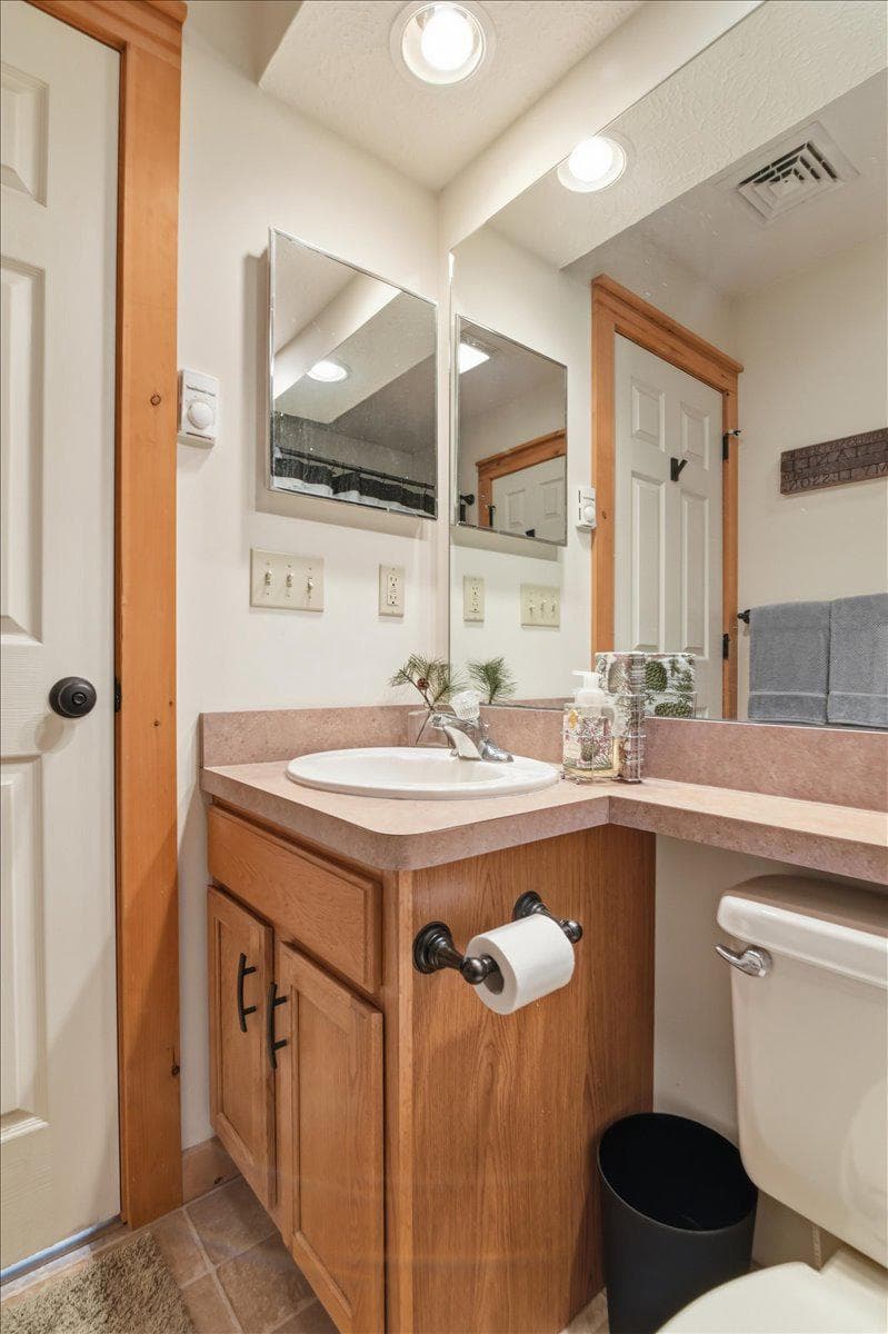 344 Hemlock Lane photo 34
