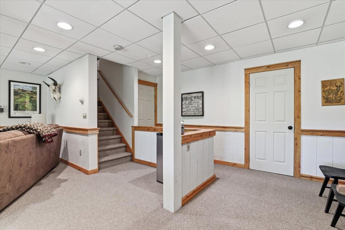 344 Hemlock Lane photo 37