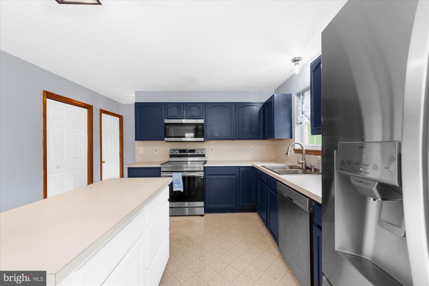 207 Stacia Way photo 13