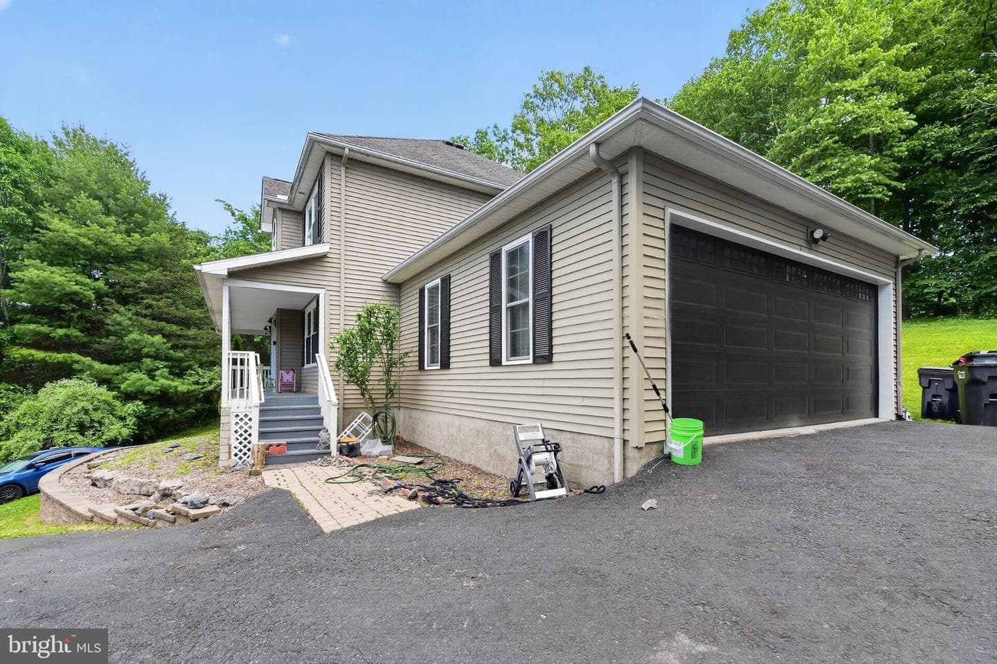 316 Reagan Drive photo 3
