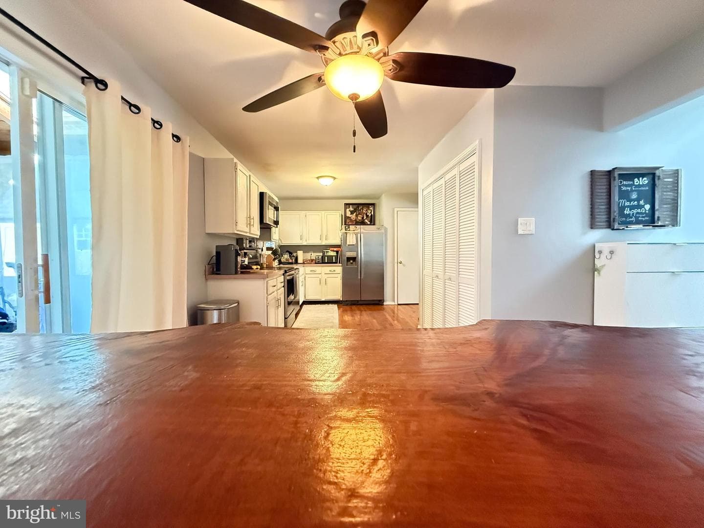 1140 Country Place Drive photo 8