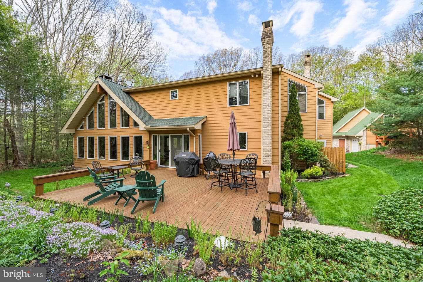 144 Shady Lane photo 3