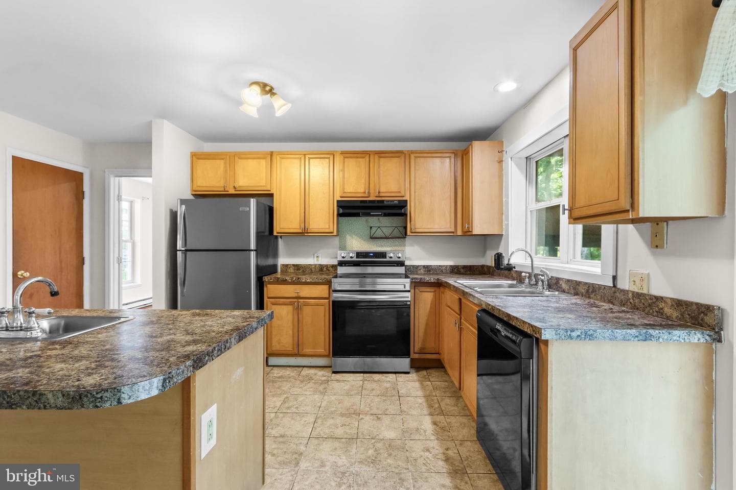 1229 Fern Drive photo 13