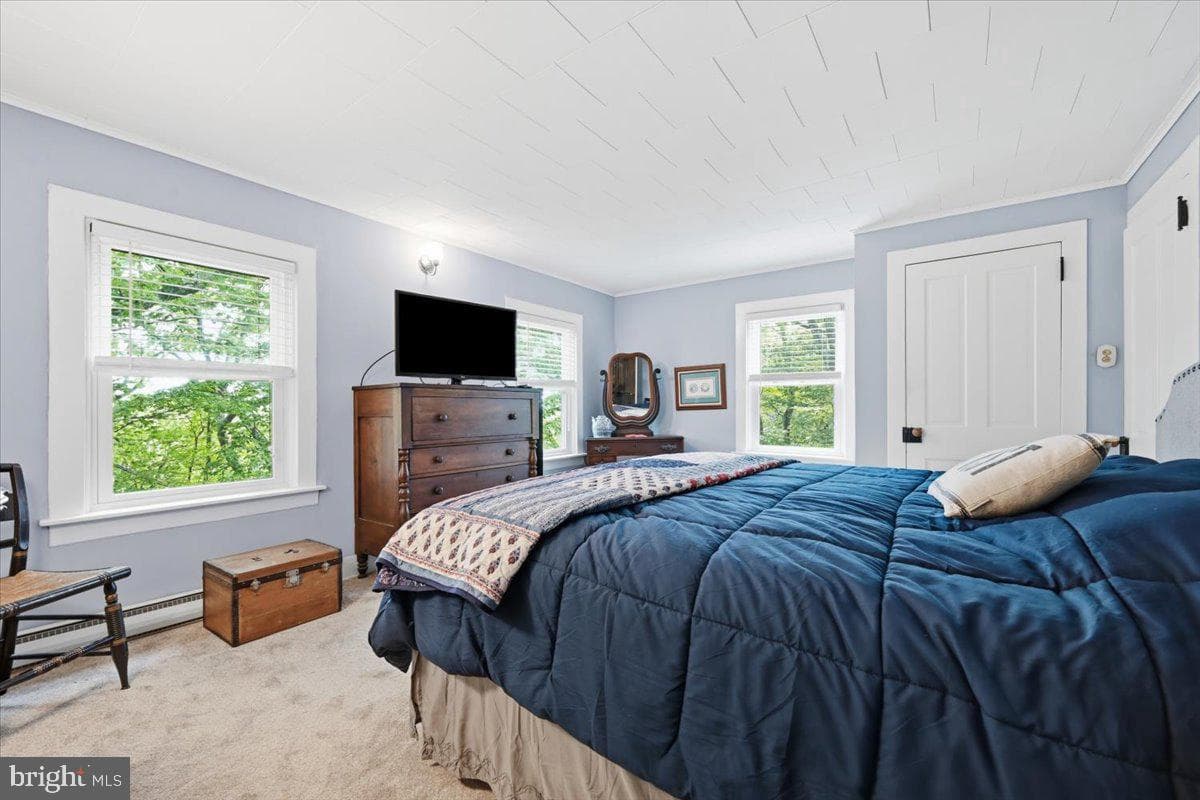 90 Oak Lane photo 44
