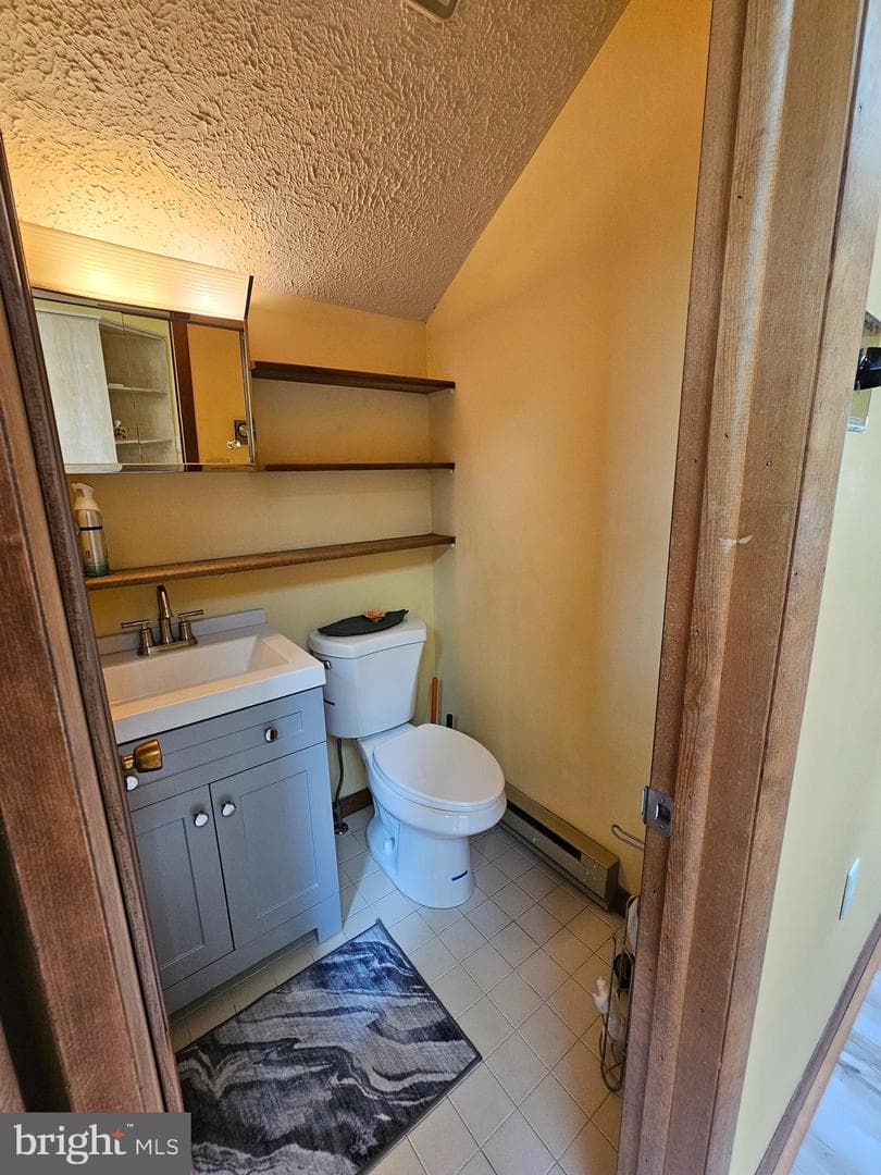 8226 Woodchuck Court photo 13