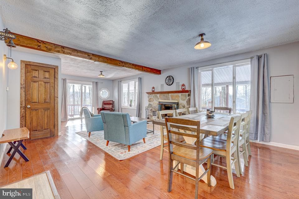 143 Cathleen Drive photo 8