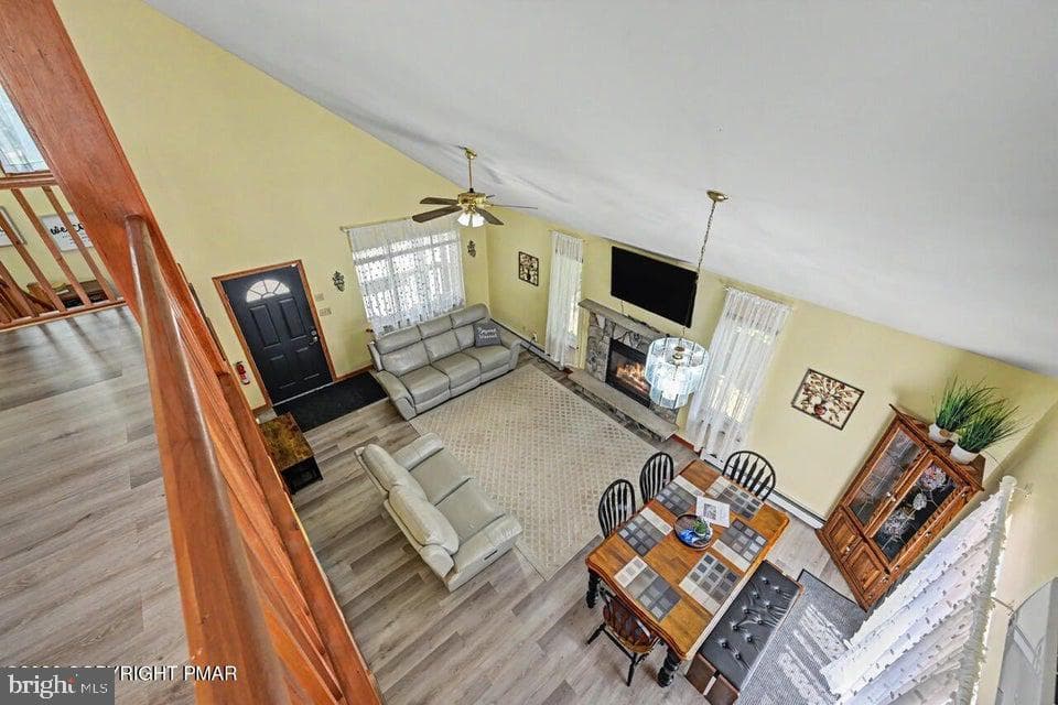 211 Nadine Boulevard photo 26
