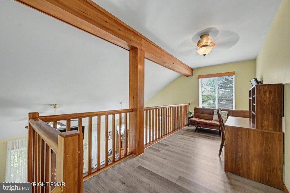 211 Nadine Boulevard photo 28