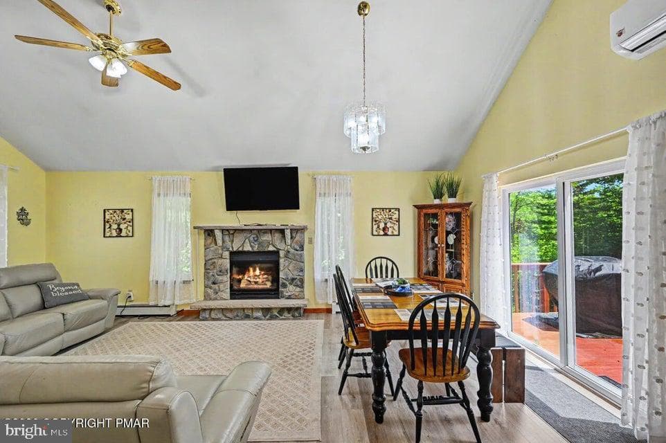 211 Nadine Boulevard photo 49