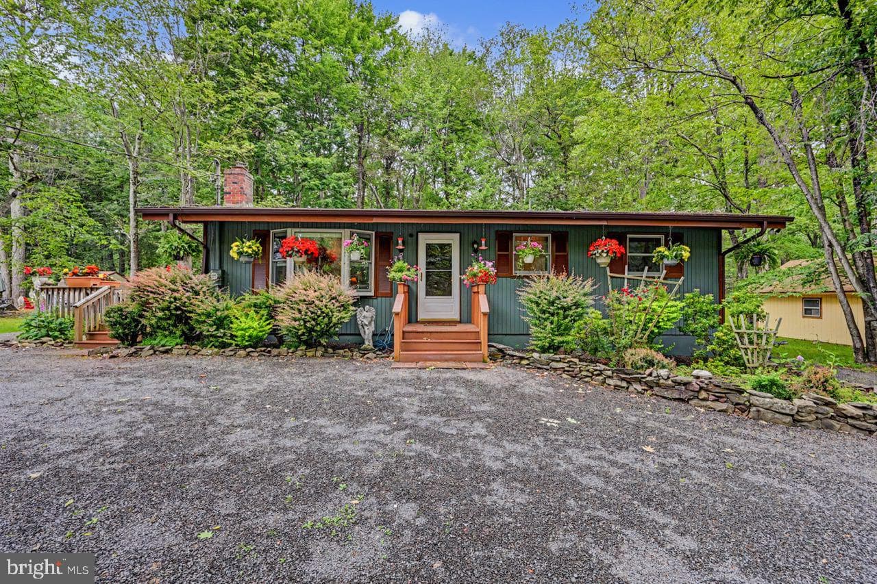 167 Tommys Lane, Pocono Lake