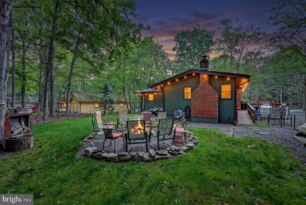 167 Tommys Lane, Pocono Lake