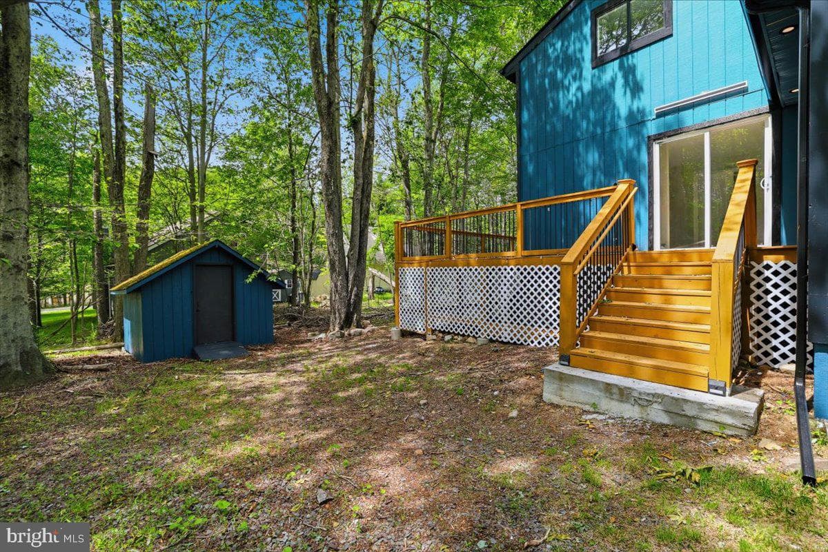8934 Deerfield Road photo 34