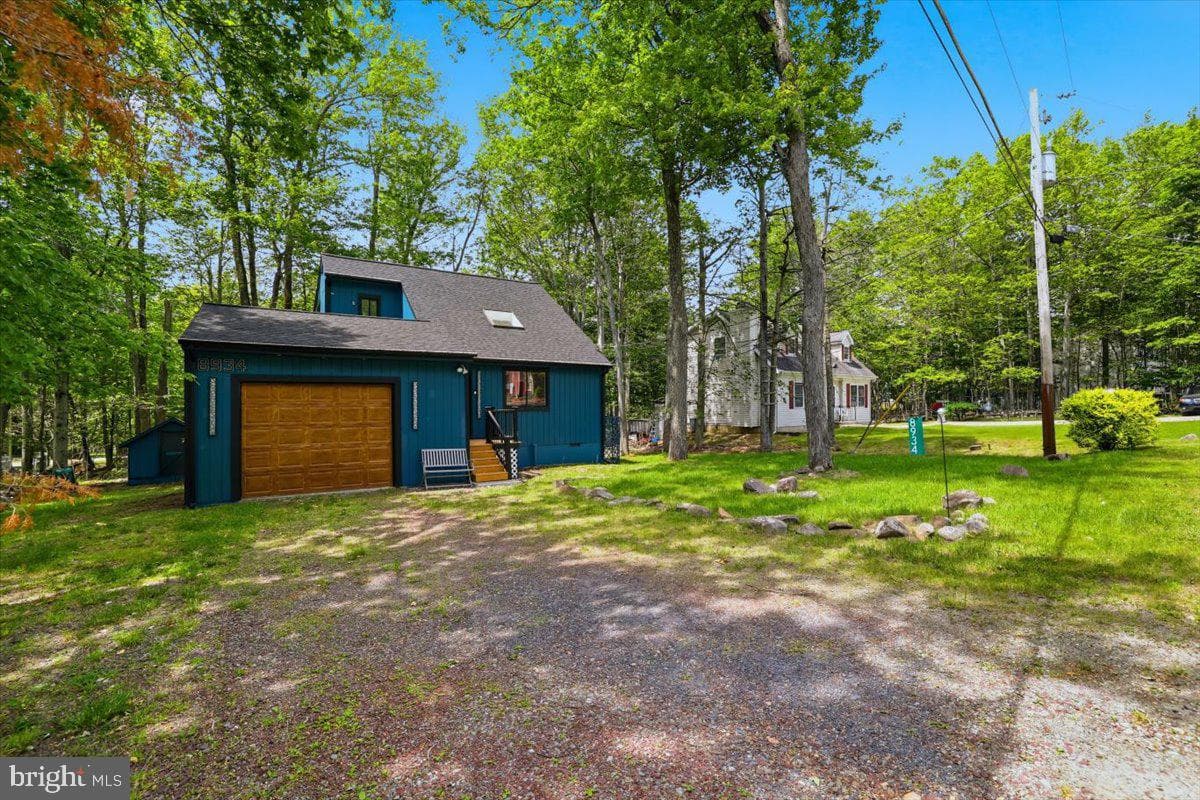 8934 Deerfield Road photo 5