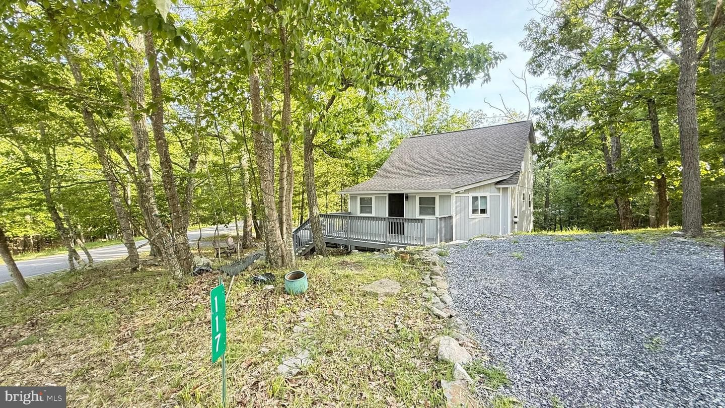 117 Clifton Dr photo 3