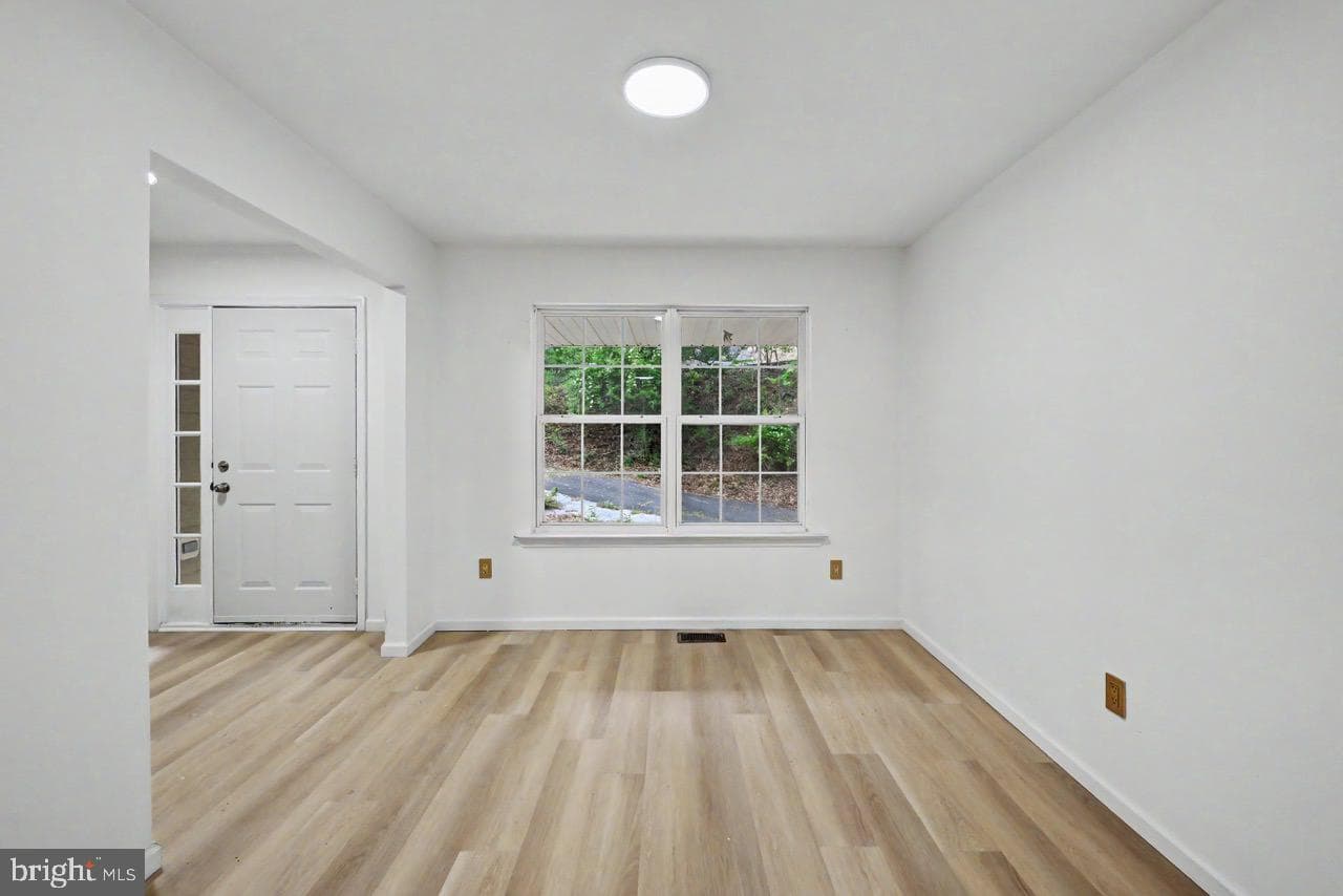112 Cedar Lane photo 10