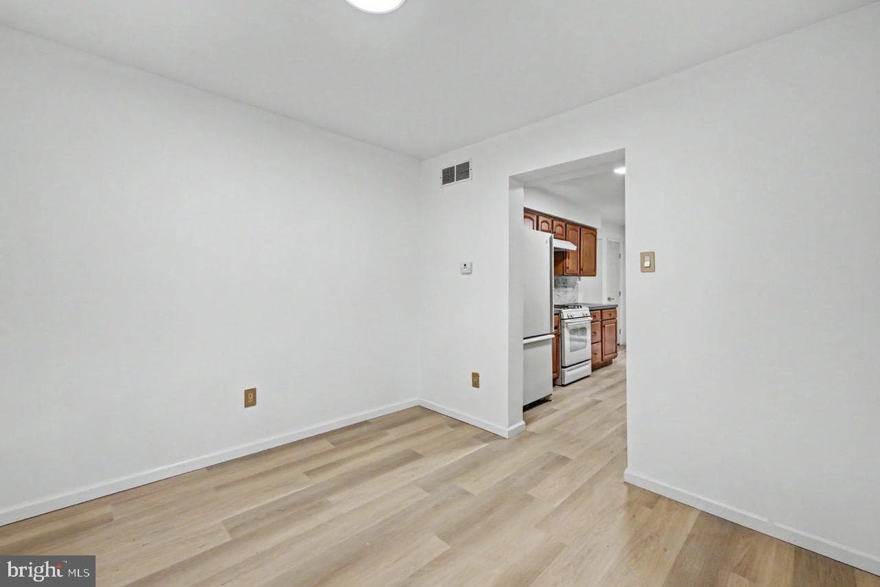 112 Cedar Lane photo 11