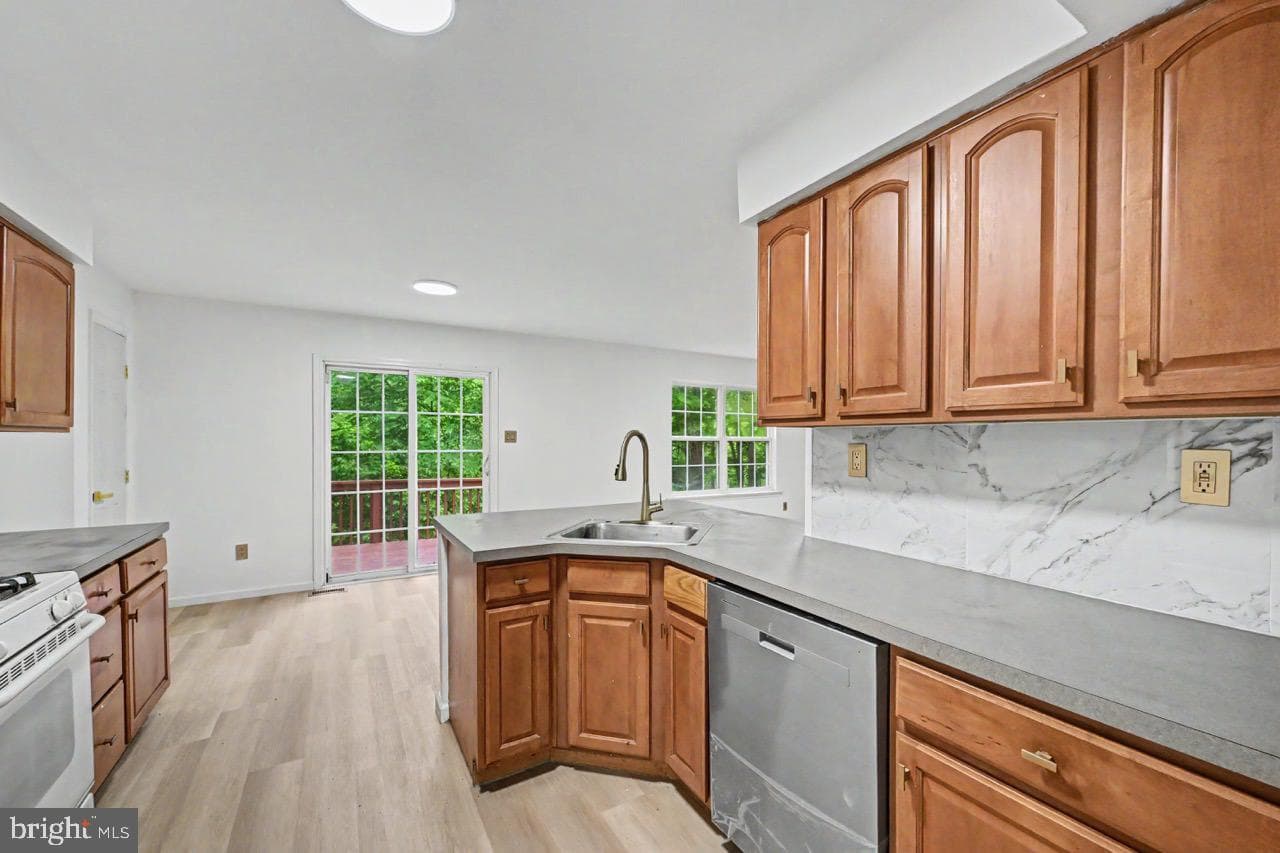 112 Cedar Lane photo 14