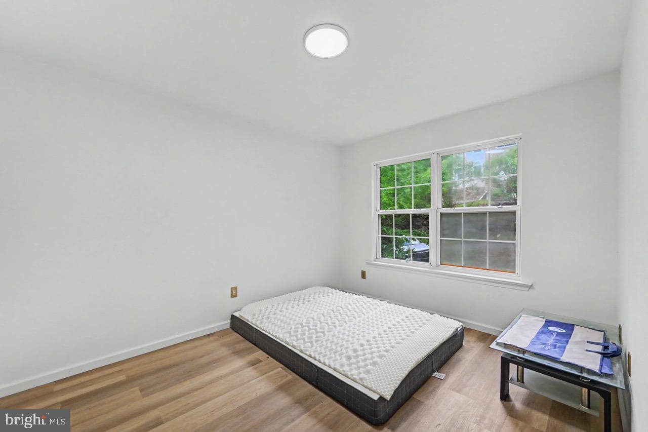 112 Cedar Lane photo 32