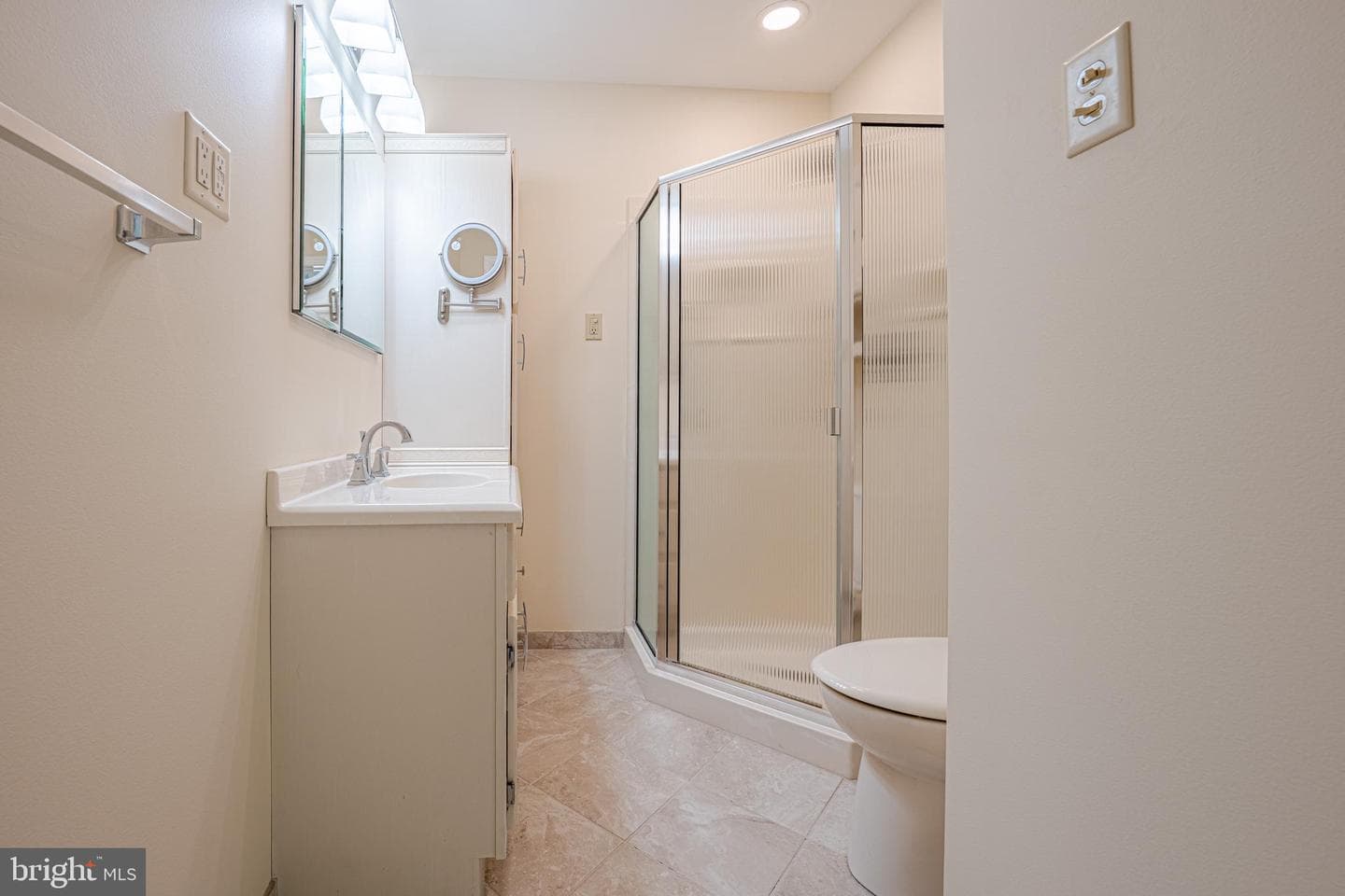 5226 Beechwood Road photo 18