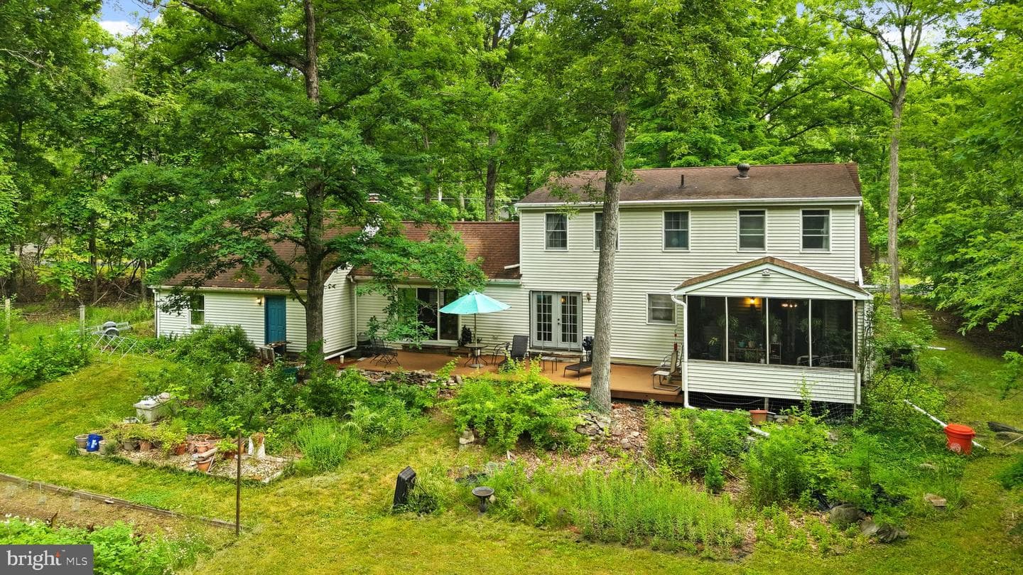 209 Remington Road photo 3