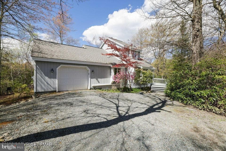 110 Powderhorn Drive photo 17